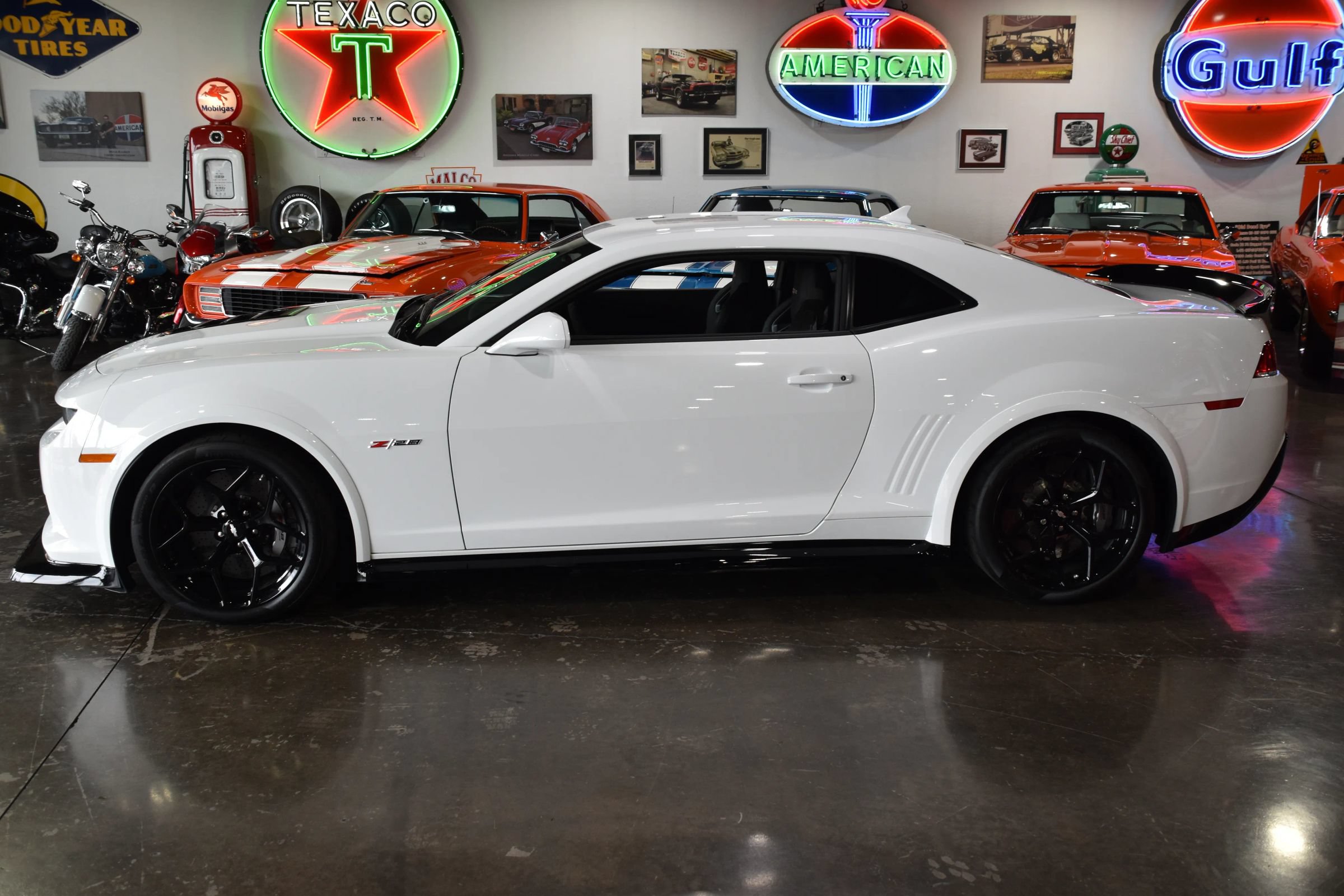 Used 2014 Chevrolet Camaro Z/28 RWD image 5