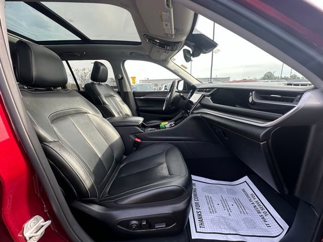 Used 2022 Jeep Grand Cherokee Limited 4xe image 30