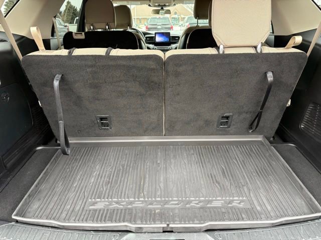Used 2020 Ford Explorer XLT w/ Class III Trailer Tow Package image 13