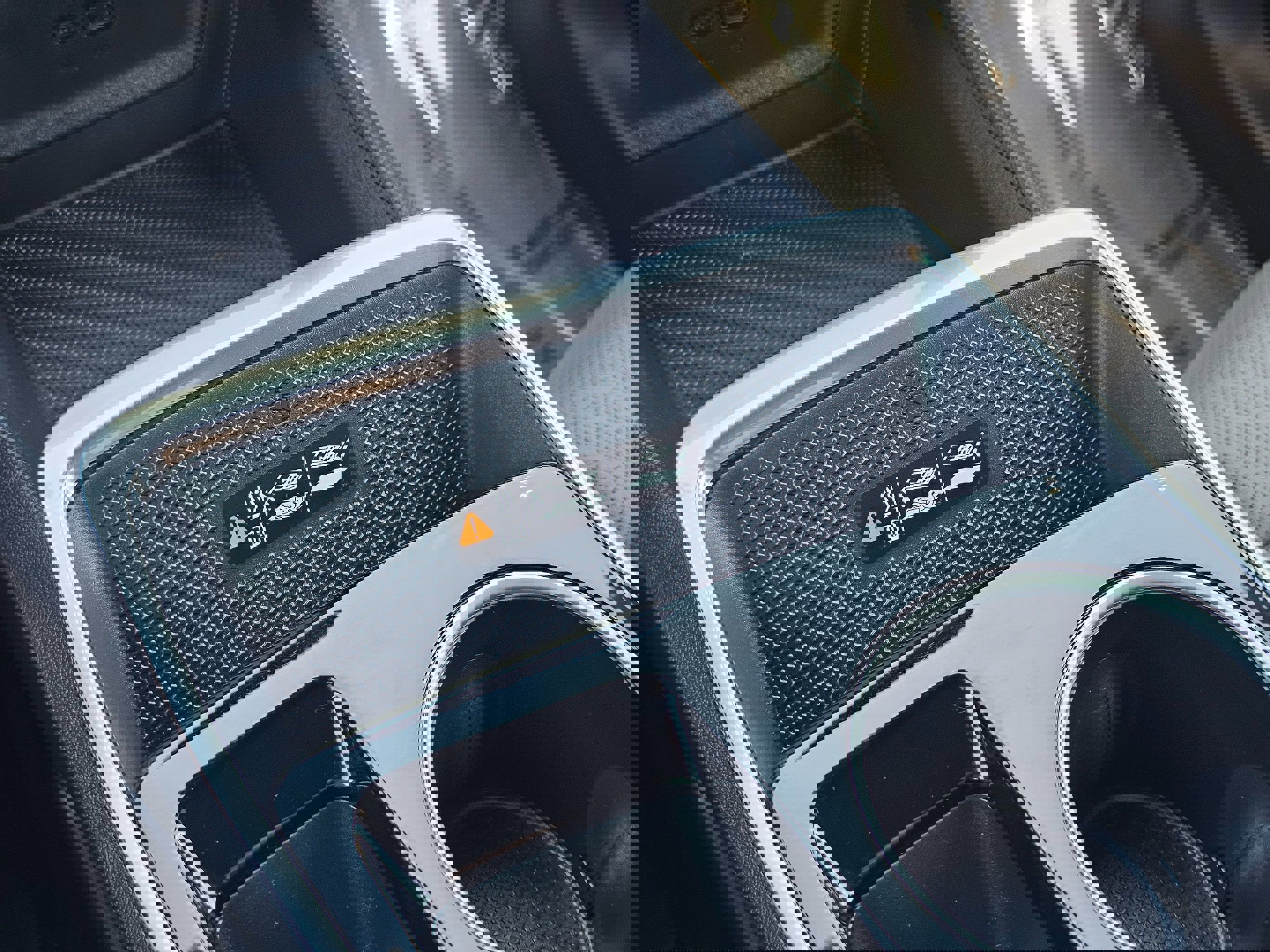 Used 2025 Chevrolet Equinox LT w/ Convenience Package II image 38