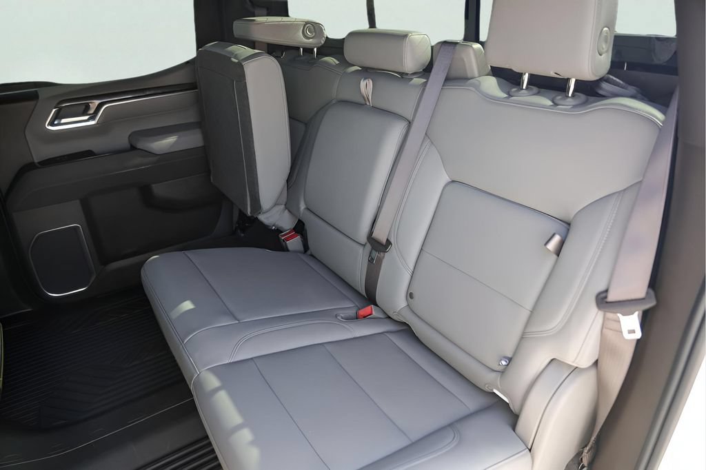 Used 2026 Chevrolet Silverado 1500 LTZ AWD/4WD image 27