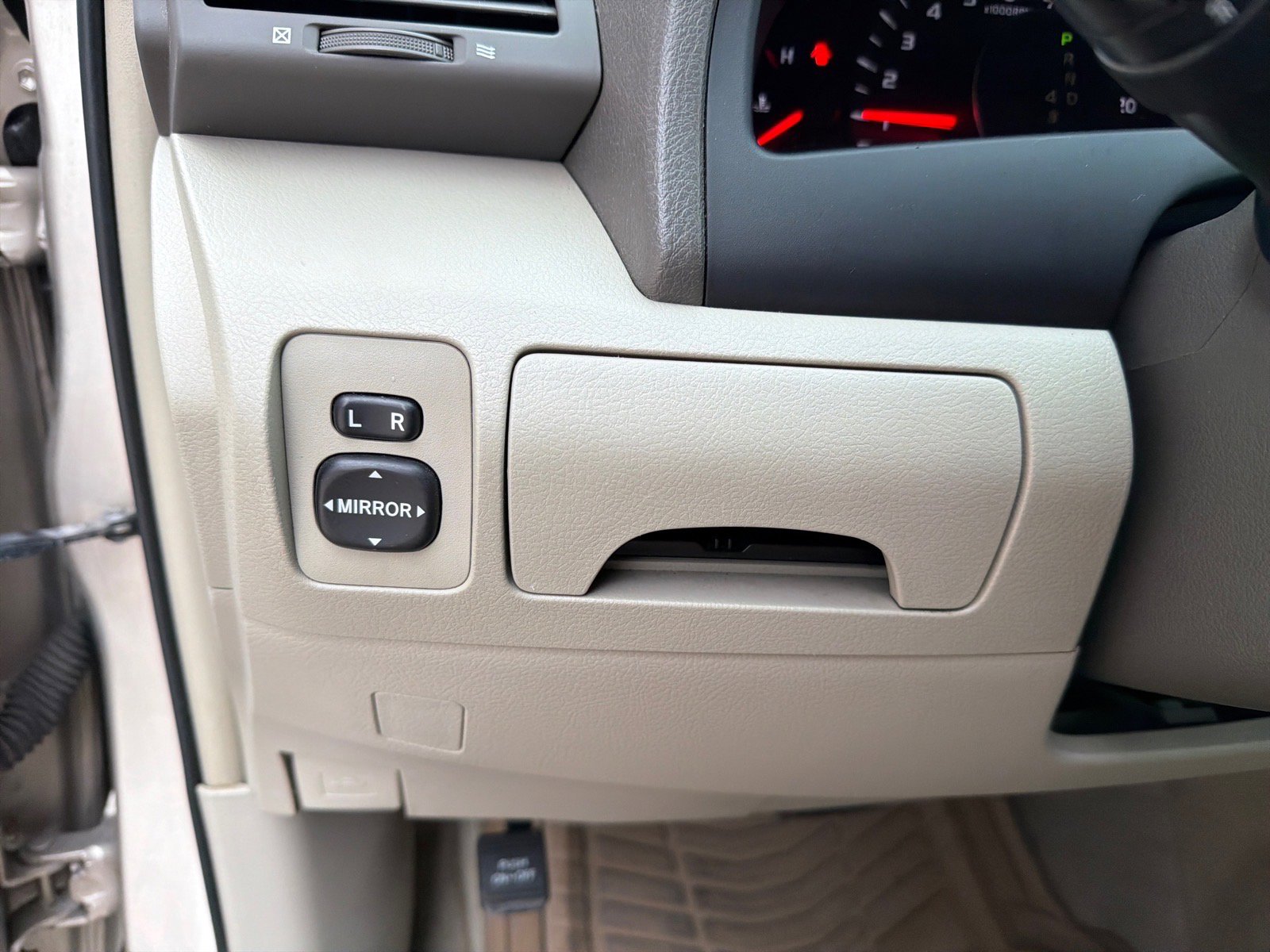 Used 2007 Toyota Camry XLE image 14