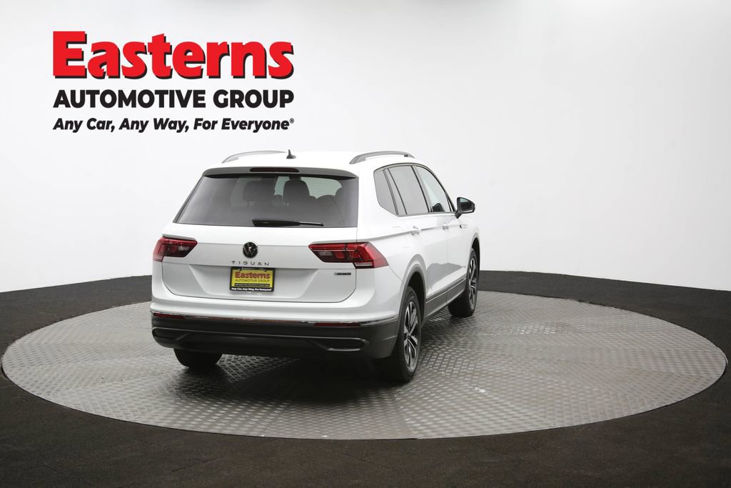 Used 2022 Volkswagen Tiguan S image 38