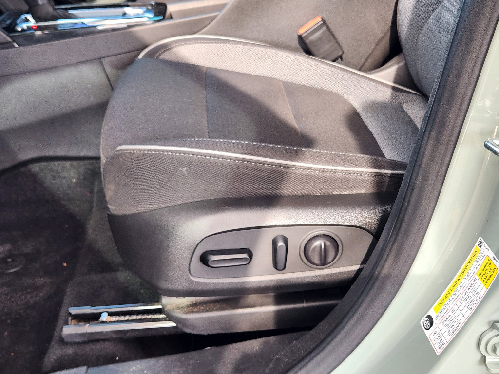 Used 2025 Chevrolet TrailBlazer ACTIV w/ Convenience Package image 23