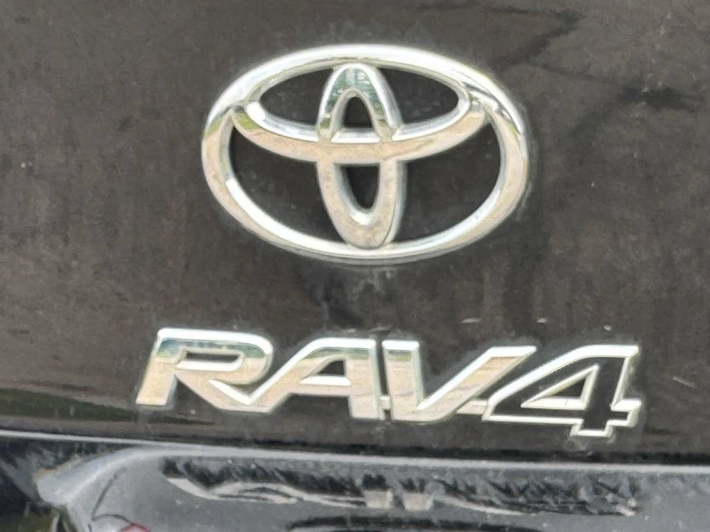 Used 2011 Toyota RAV4 4WD w/ Preferred Premium Pkg image 27