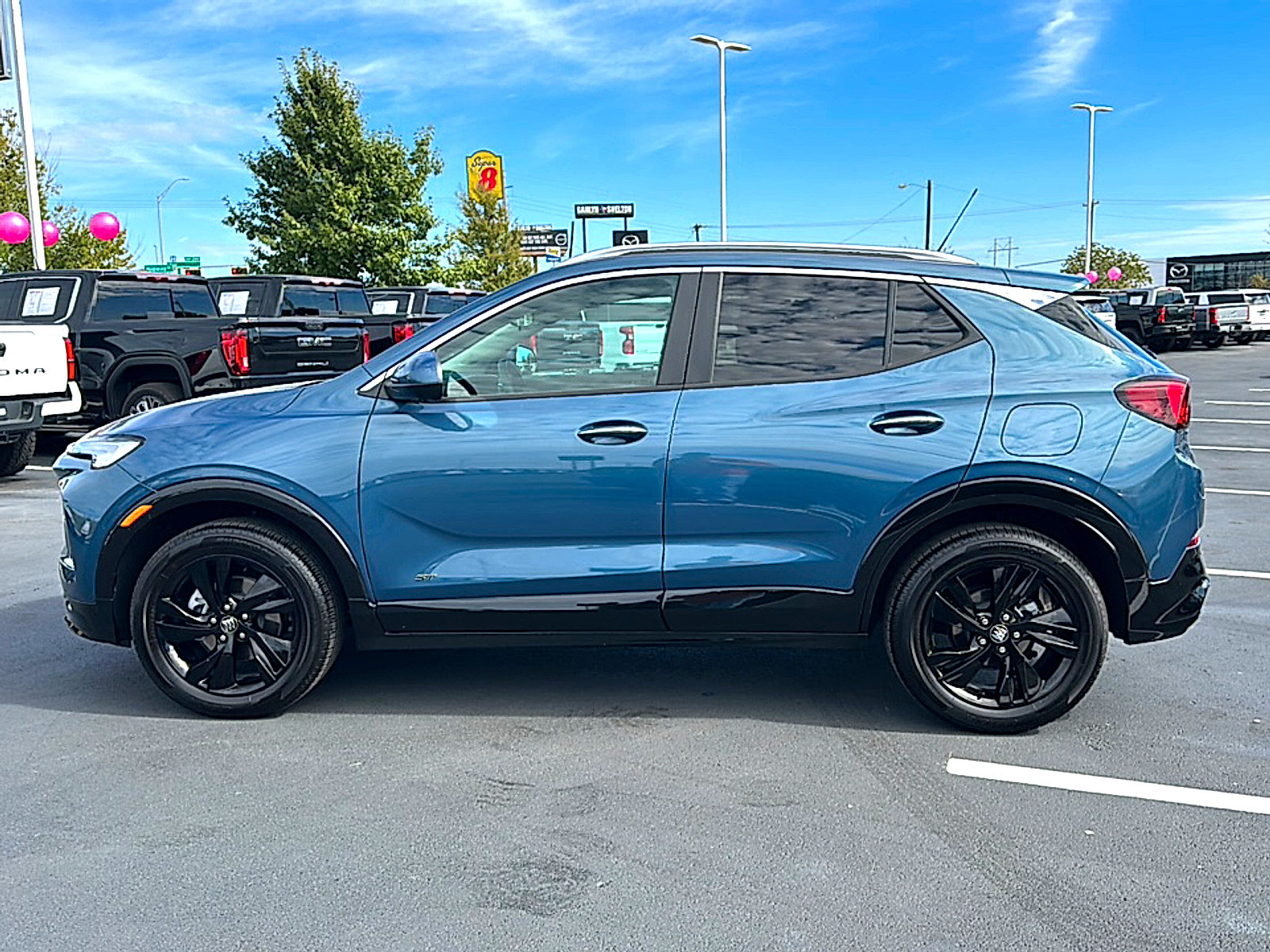 Used 2026 Buick Encore GX Sport Touring w/ Advanced Technology Package AWD/4WD image 5