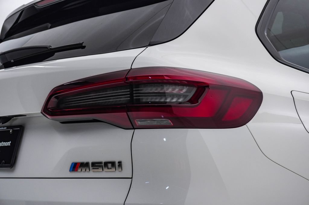 Used 2021 BMW X5 M50i w/ Executive Package AWD/4WD image 13