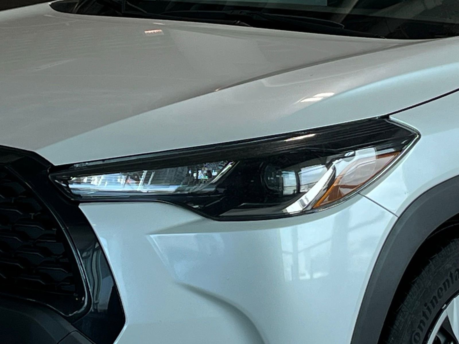 Used 2023 Toyota Corolla Cross L AWD/4WD image 4