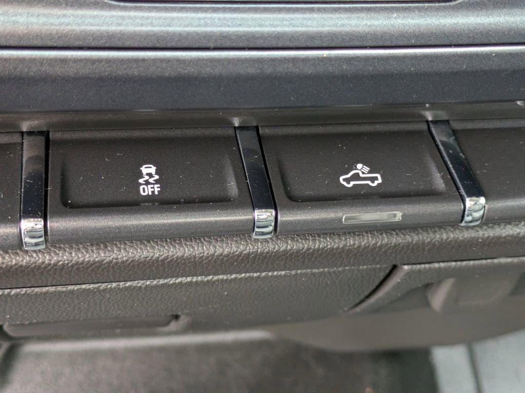 Used 2018 GMC Sierra 1500 2WD Regular Cab image 17