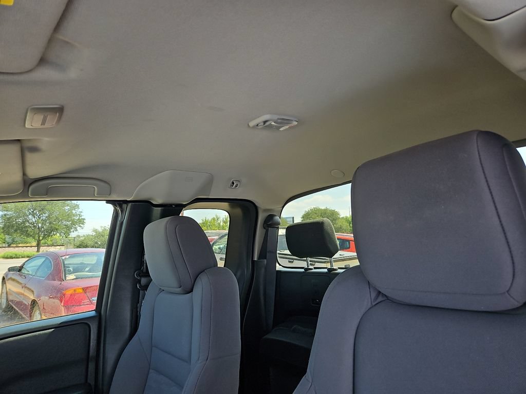 Used 2024 Nissan Frontier S RWD image 19