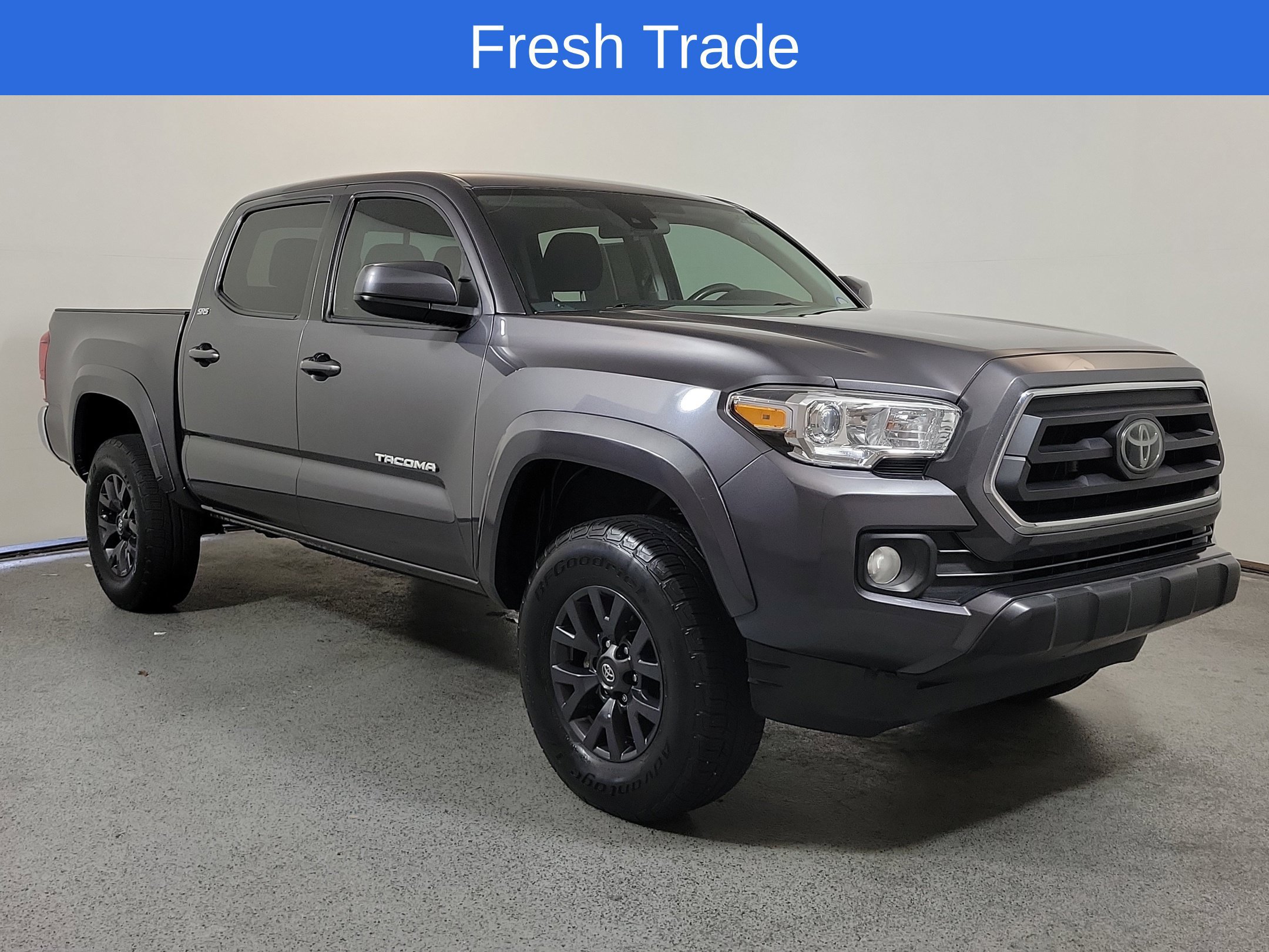 Used 2022 Toyota Tacoma SR5 w/ SR5 Appearance Package (SM) RWD image 1