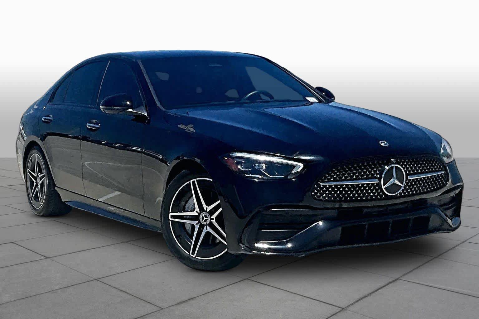 Used 2023 Mercedes-Benz C 300 Sedan image 2