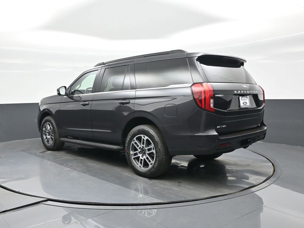 New 2026 Ford Expedition Active image 4