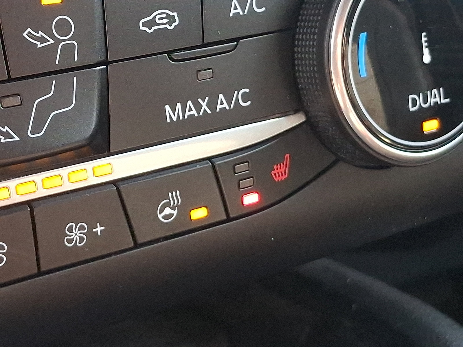 Used 2025 Ford Escape ST-Line Select AWD/4WD image 23