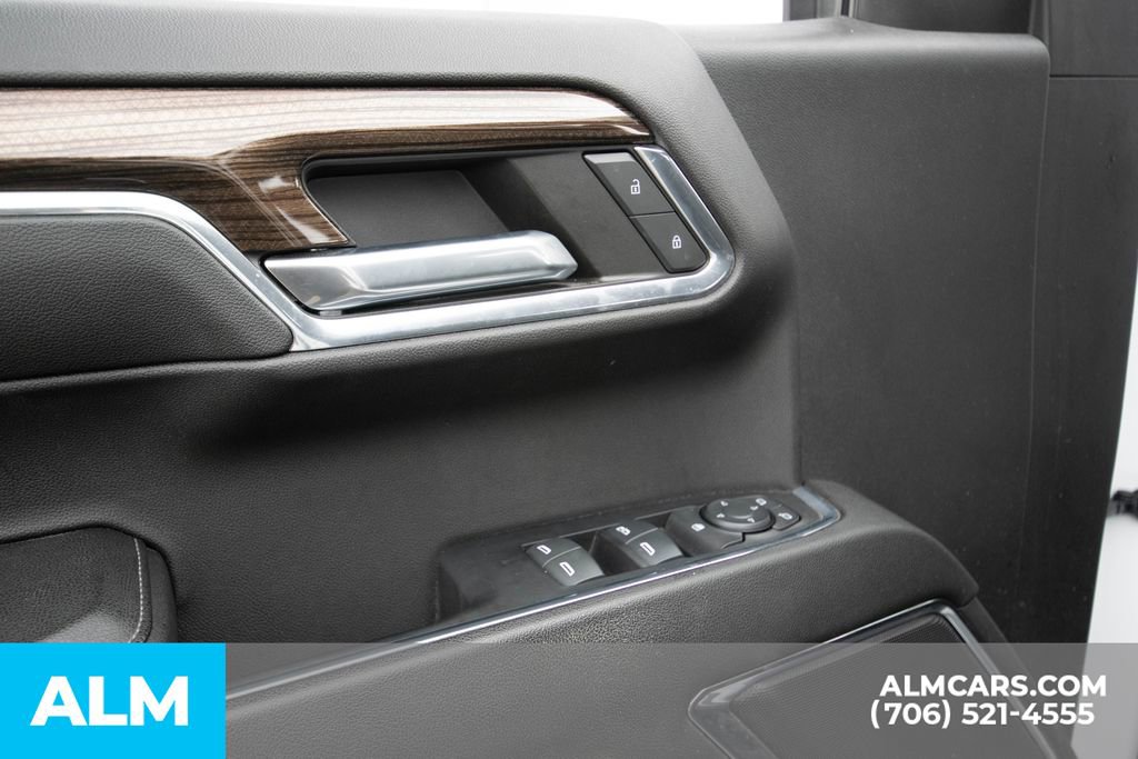 Used 2024 Chevrolet Silverado 1500 RST w/ Dark Appearance Package image 18