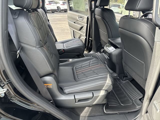 New 2026 Nissan Armada PRO-4X w/ Captain's Chari Seat Package image 11