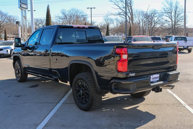 Used 2024 Chevrolet Silverado 3500 High Country w/ Technology Package image 5