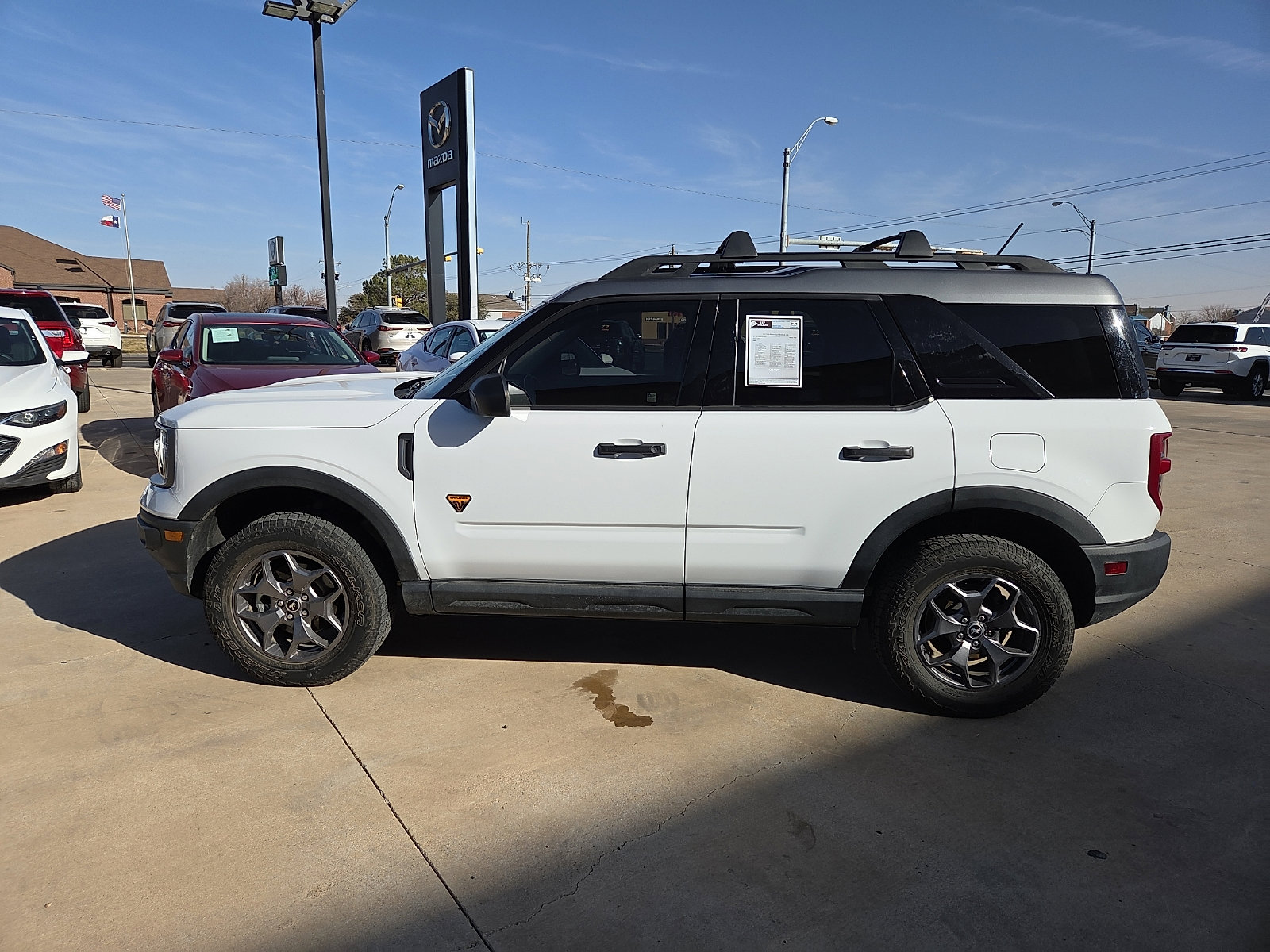 Used 2023 Ford Bronco Sport Badlands image 3