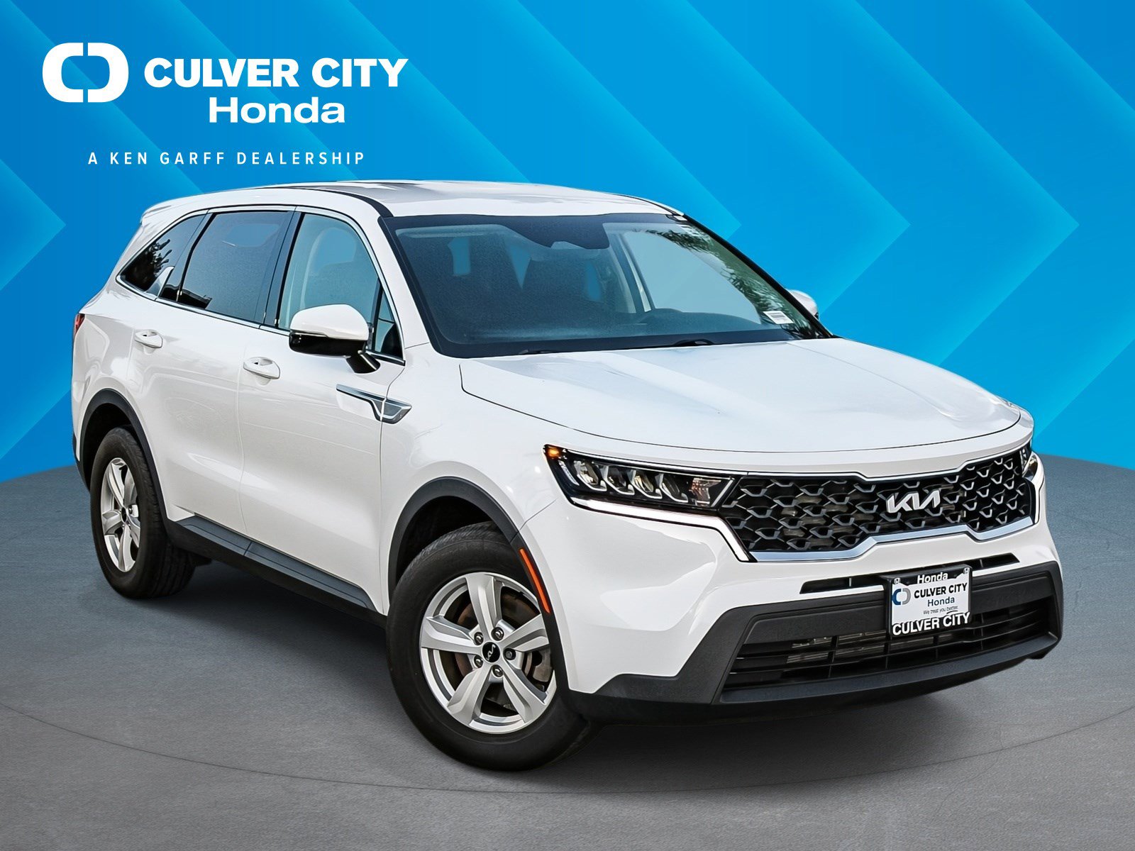 Used 2023 Kia Sorento LX