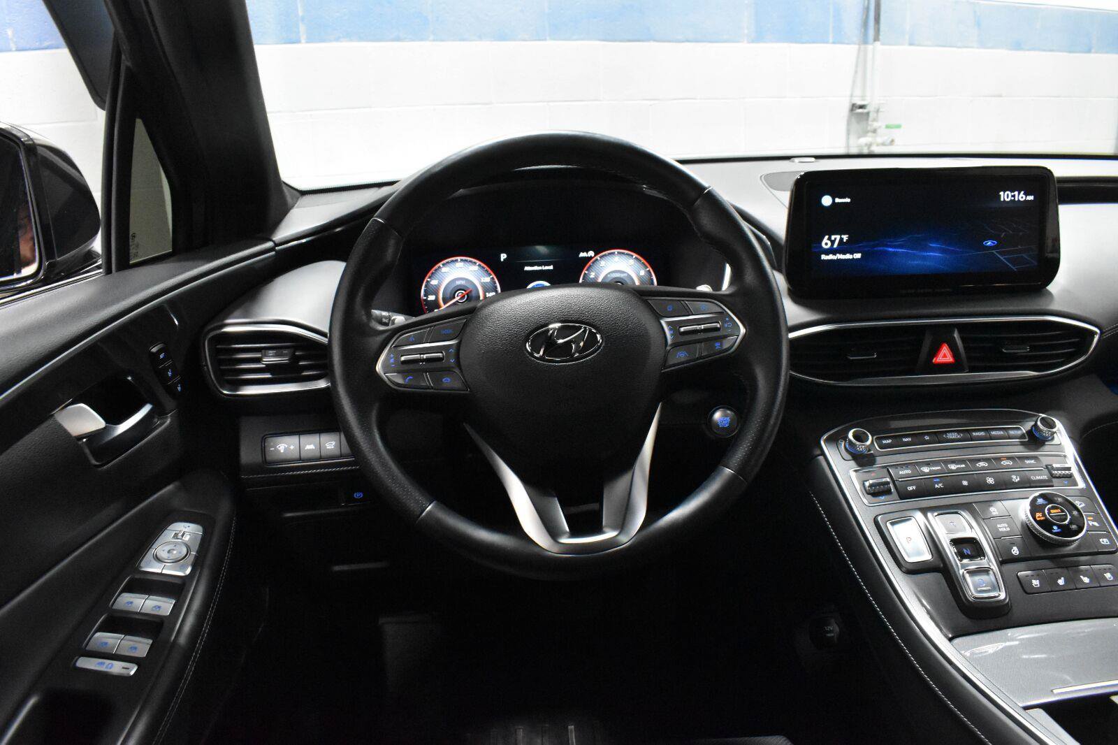 Used 2021 Hyundai Santa Fe Calligraphy AWD/4WD image 18