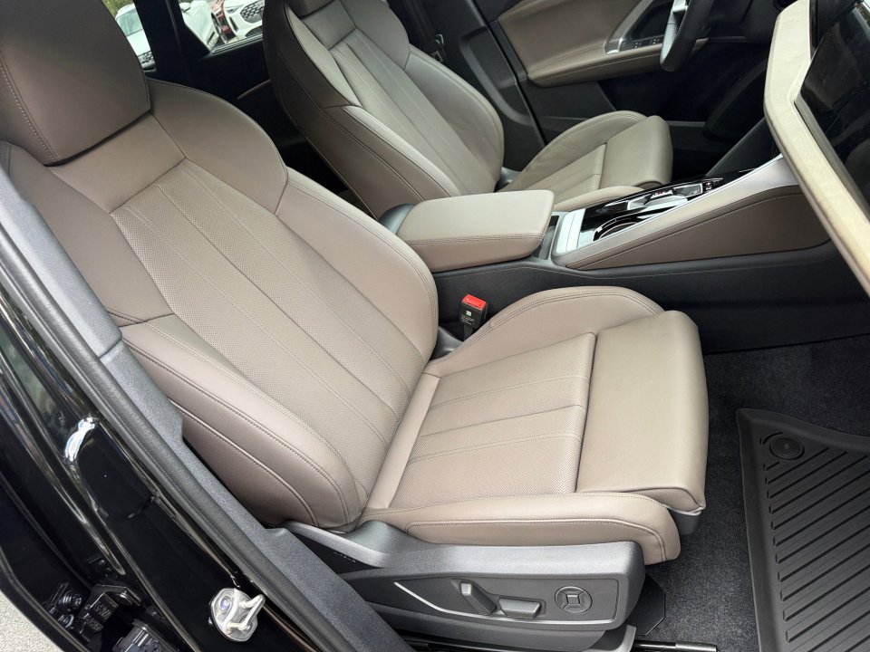 New 2025 Audi Q5 Premium Plus image 27