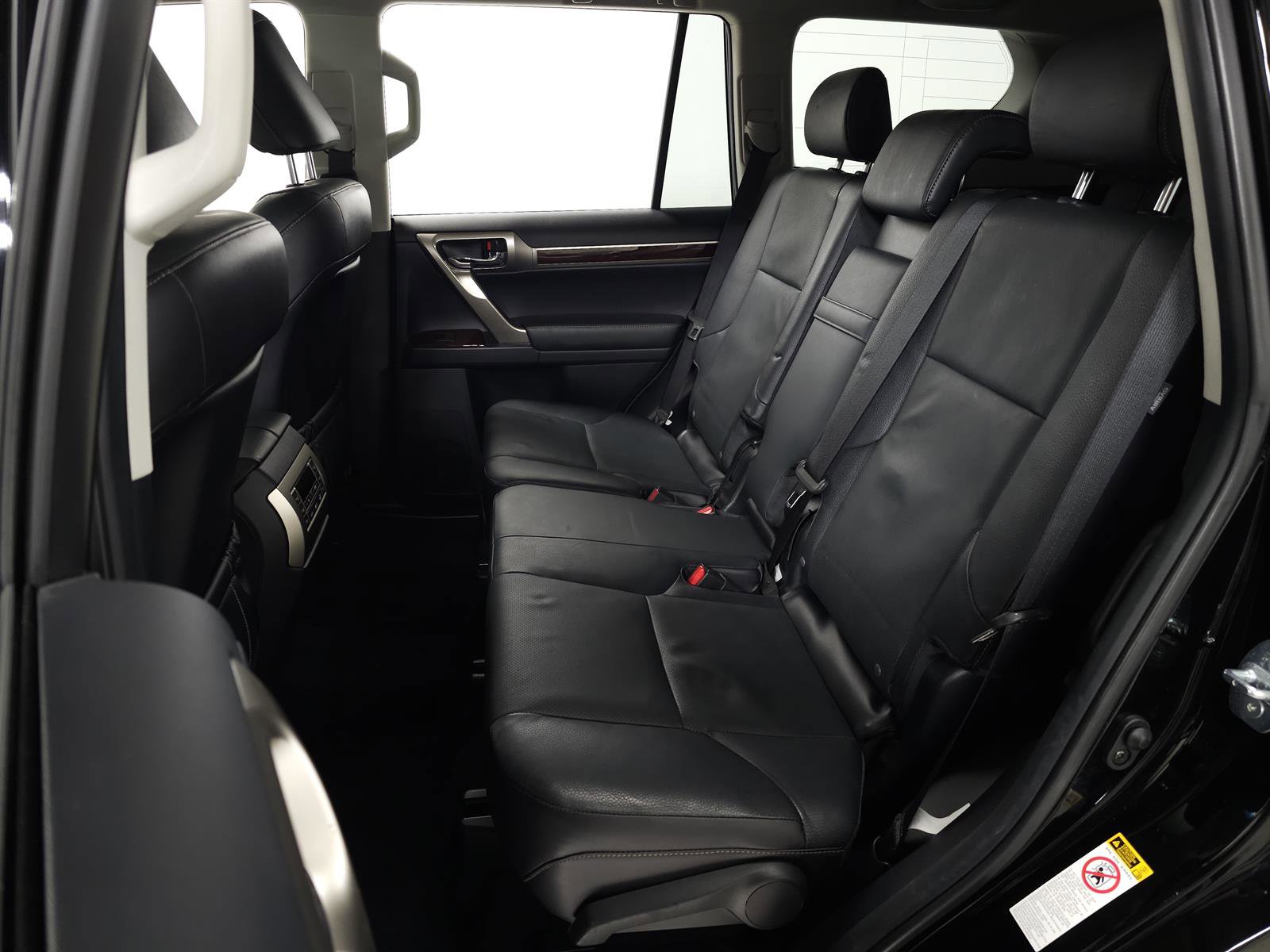 Used 2018 Lexus GX 460 Premium w/ Premium Package image 28