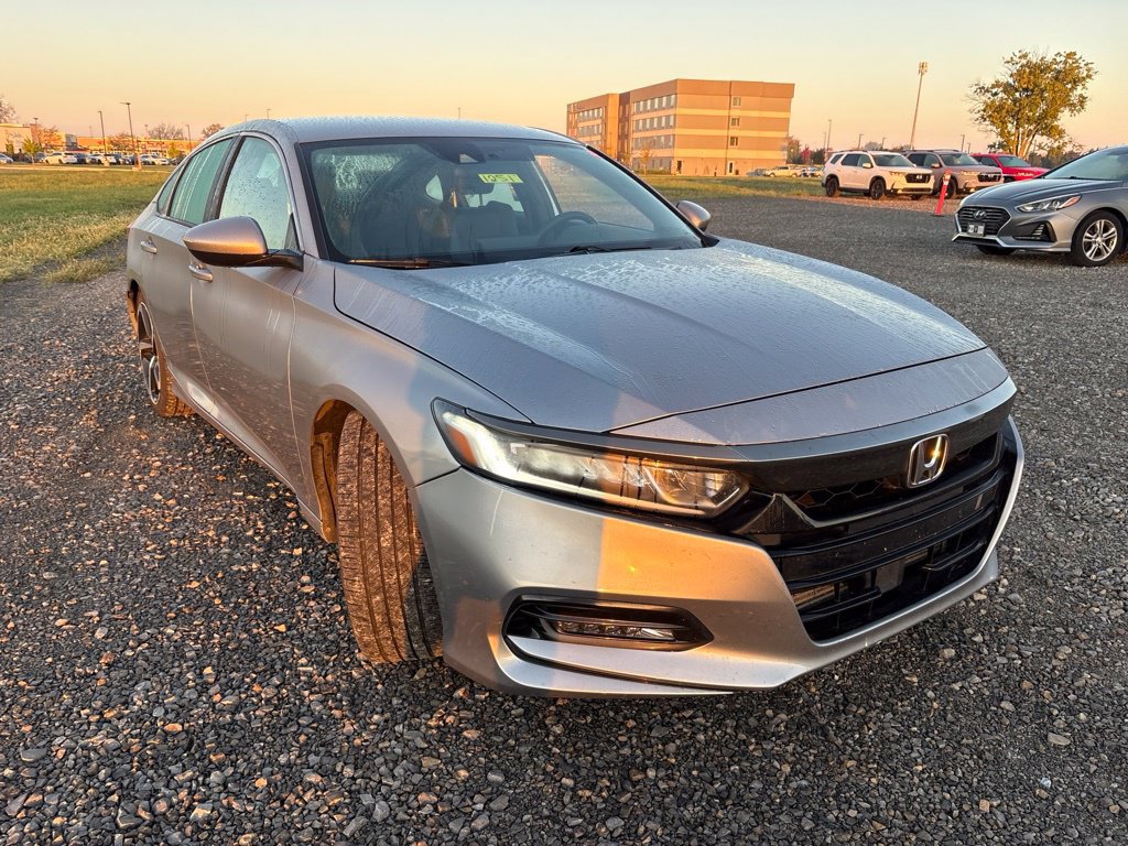 Used 2018 Honda Accord Sport image 12