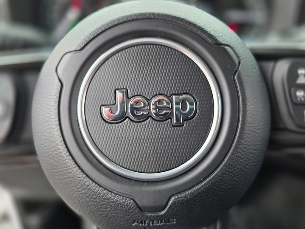 Used 2025 Jeep Wrangler Unlimited Rubicon 4xe w/ Safety Group image 26