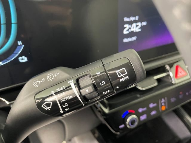 Certified 2023 Kia Niro EX Touring image 11