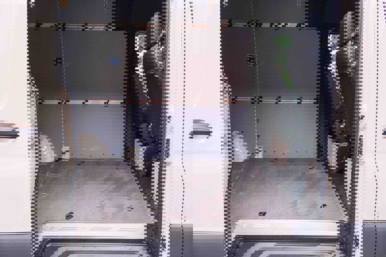 Used 2024 Mercedes-Benz Sprinter 2500 image 19