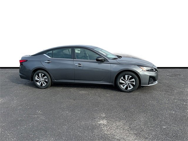 New 2025 Nissan Altima 2.5 S image 3