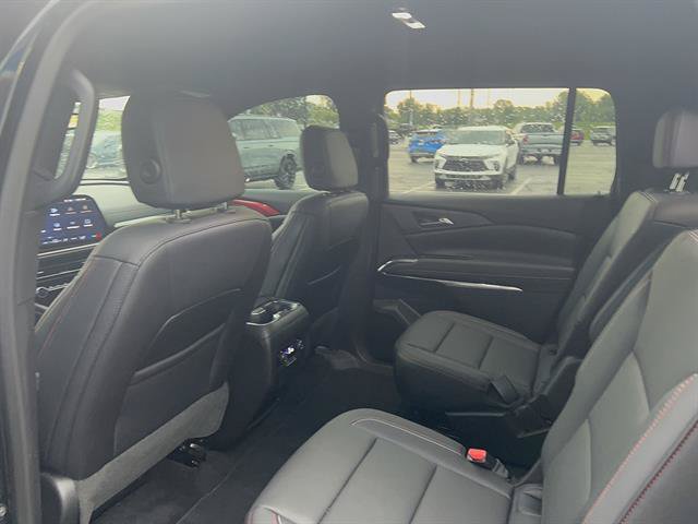 Used 2026 Chevrolet Traverse Z71 AWD/4WD image 14