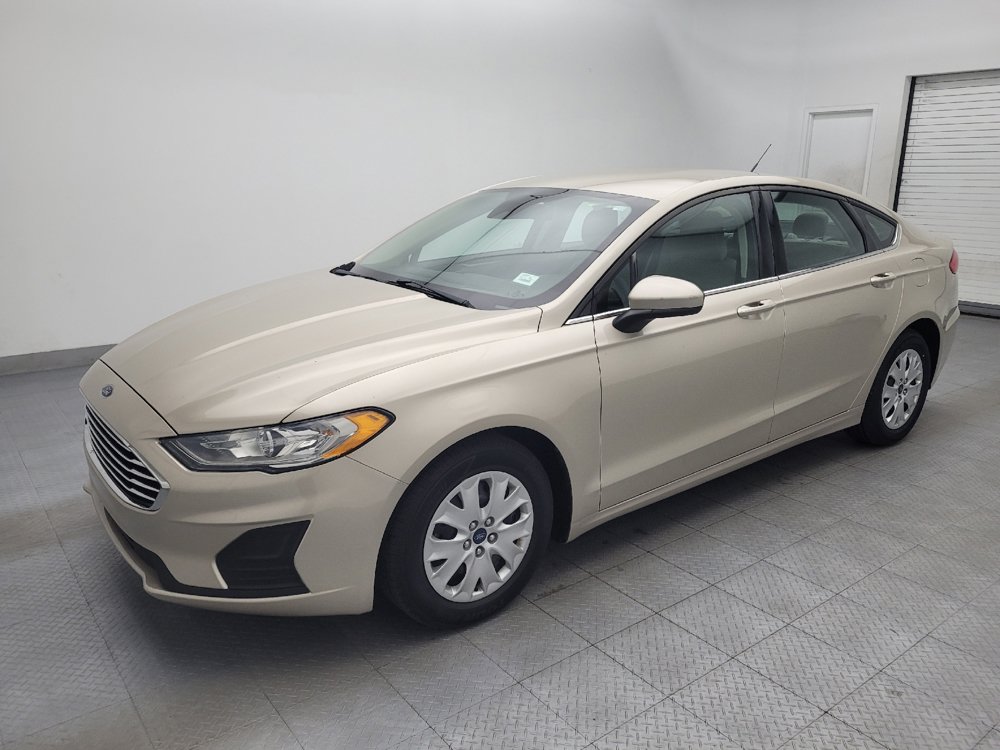 Used 2019 Ford Fusion S FWD image 2