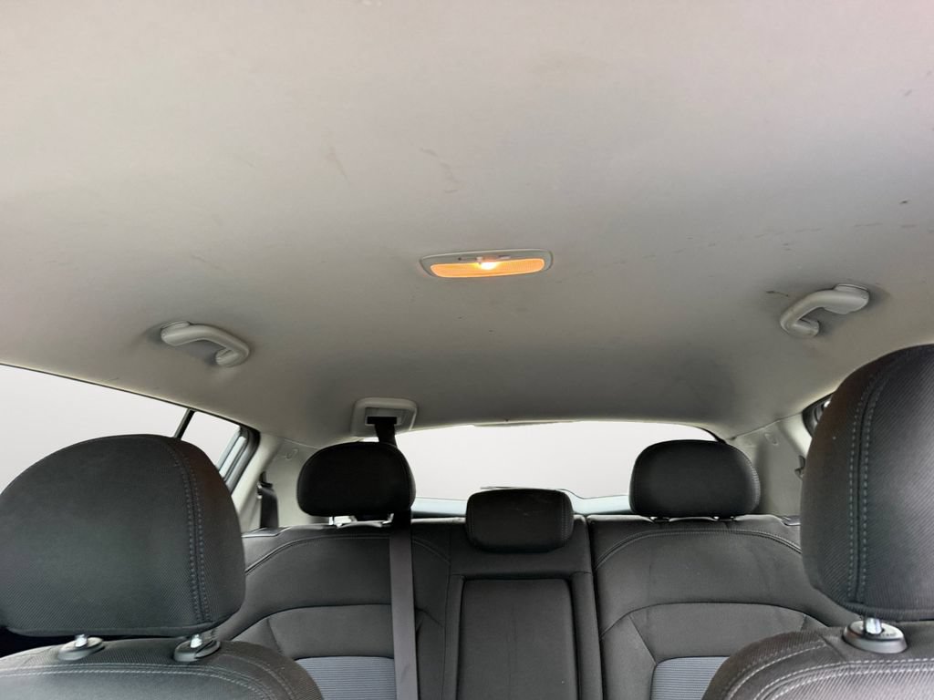 Used 2016 Kia Sportage LX FWD image 12