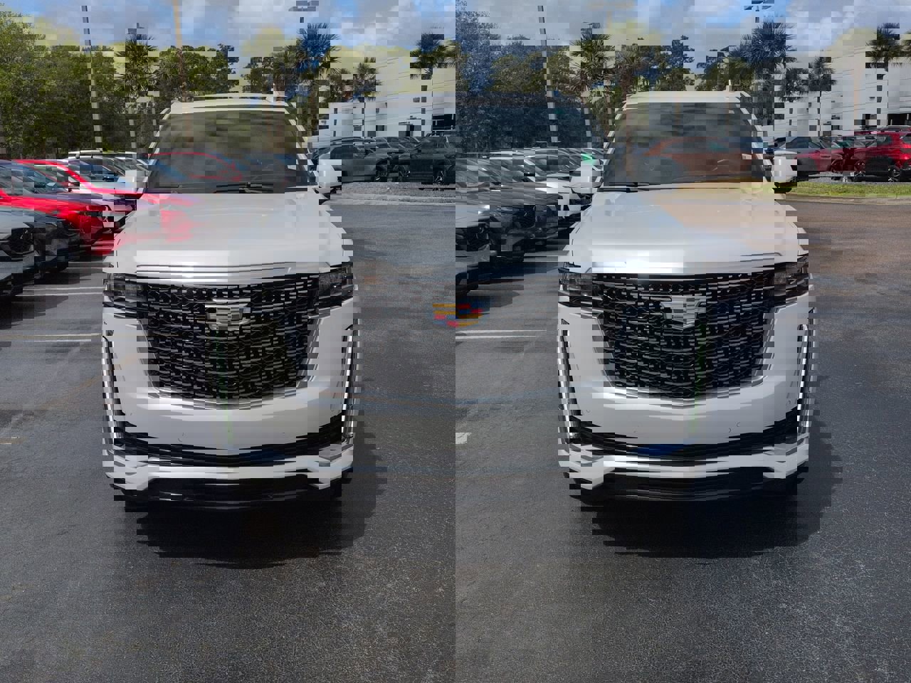 Used 2022 Cadillac Escalade Premium Luxury image 8