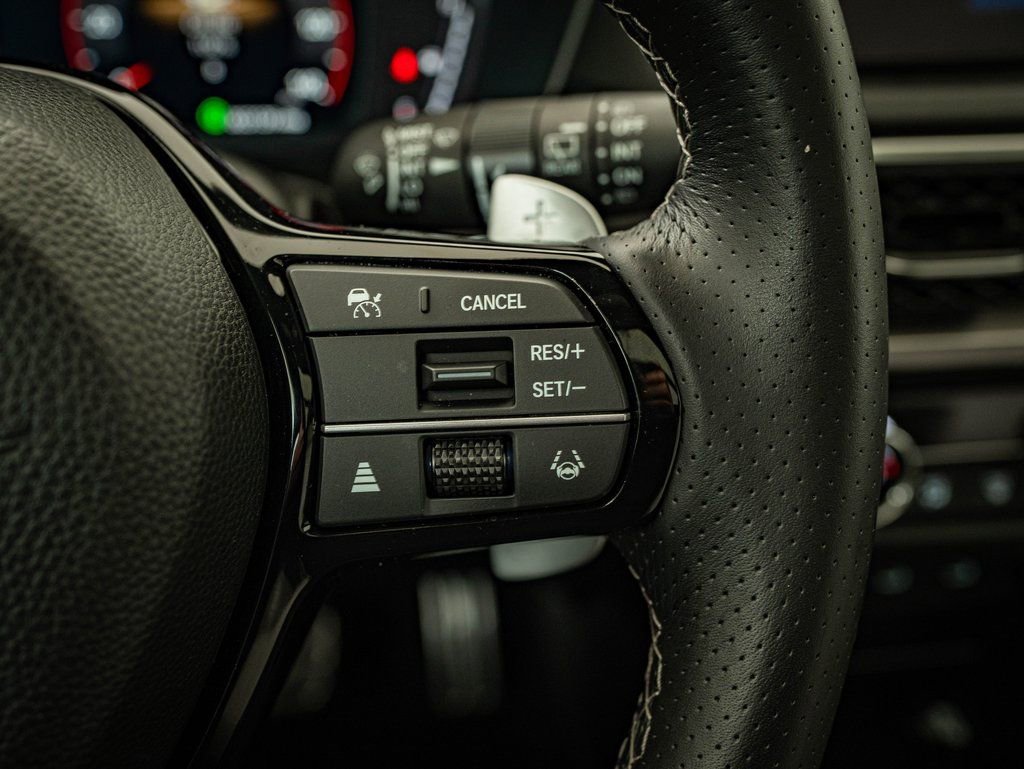 Certified 2025 Acura ADX A-Spec image 28