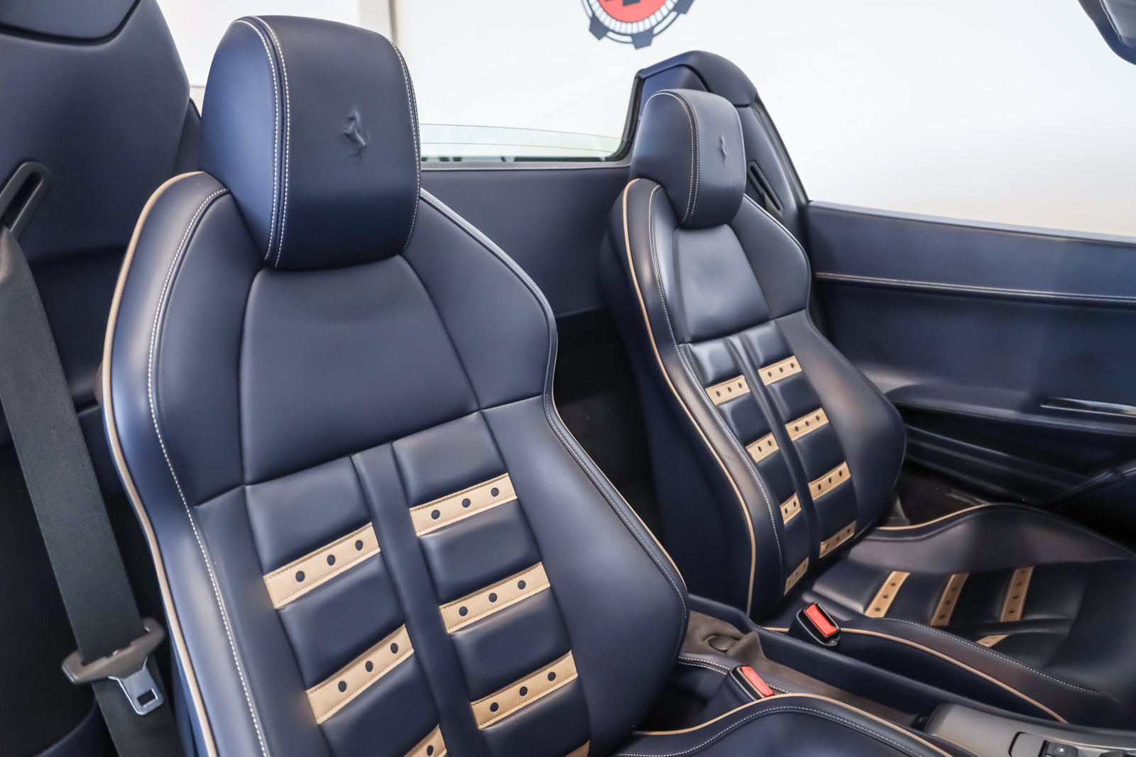 Used 2015 Ferrari 458 Spider RWD image 37
