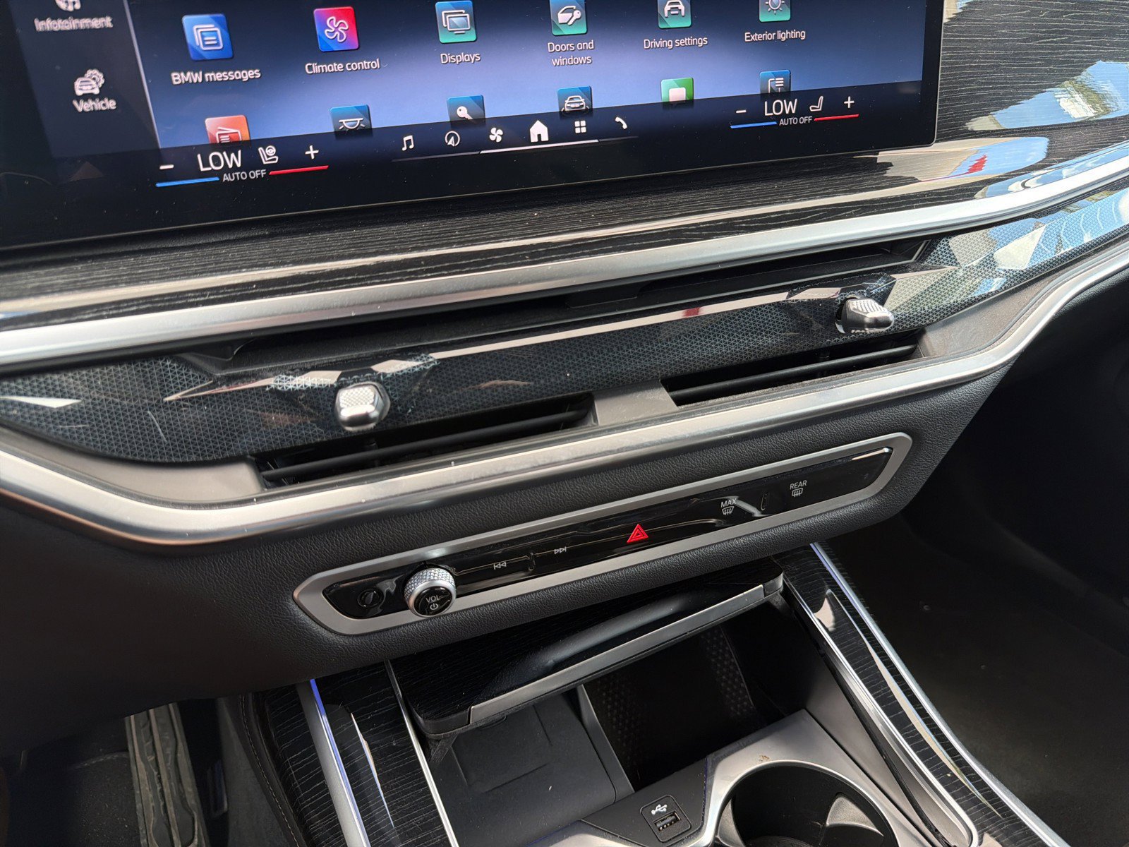 Certified 2026 BMW X7 xDrive40i AWD/4WD image 35