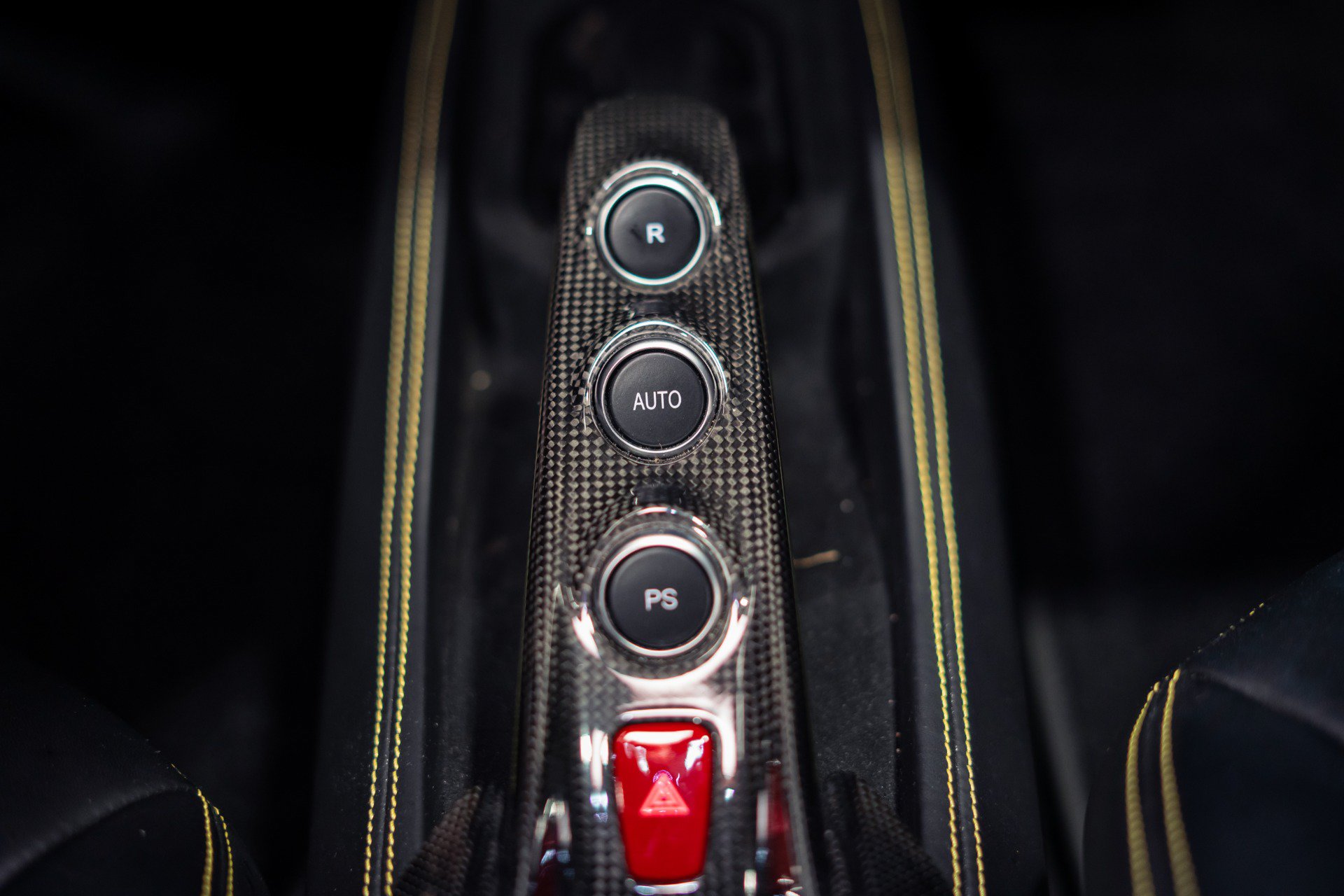 Used 2021 Ferrari F8 Tributo RWD image 11