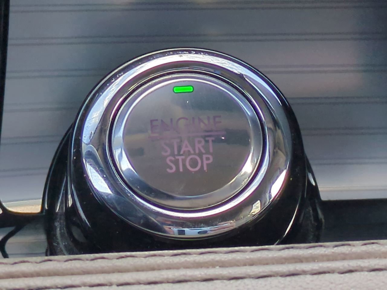 Used 2021 Lincoln Corsair AWD w/ Equipment Group 101A image 27