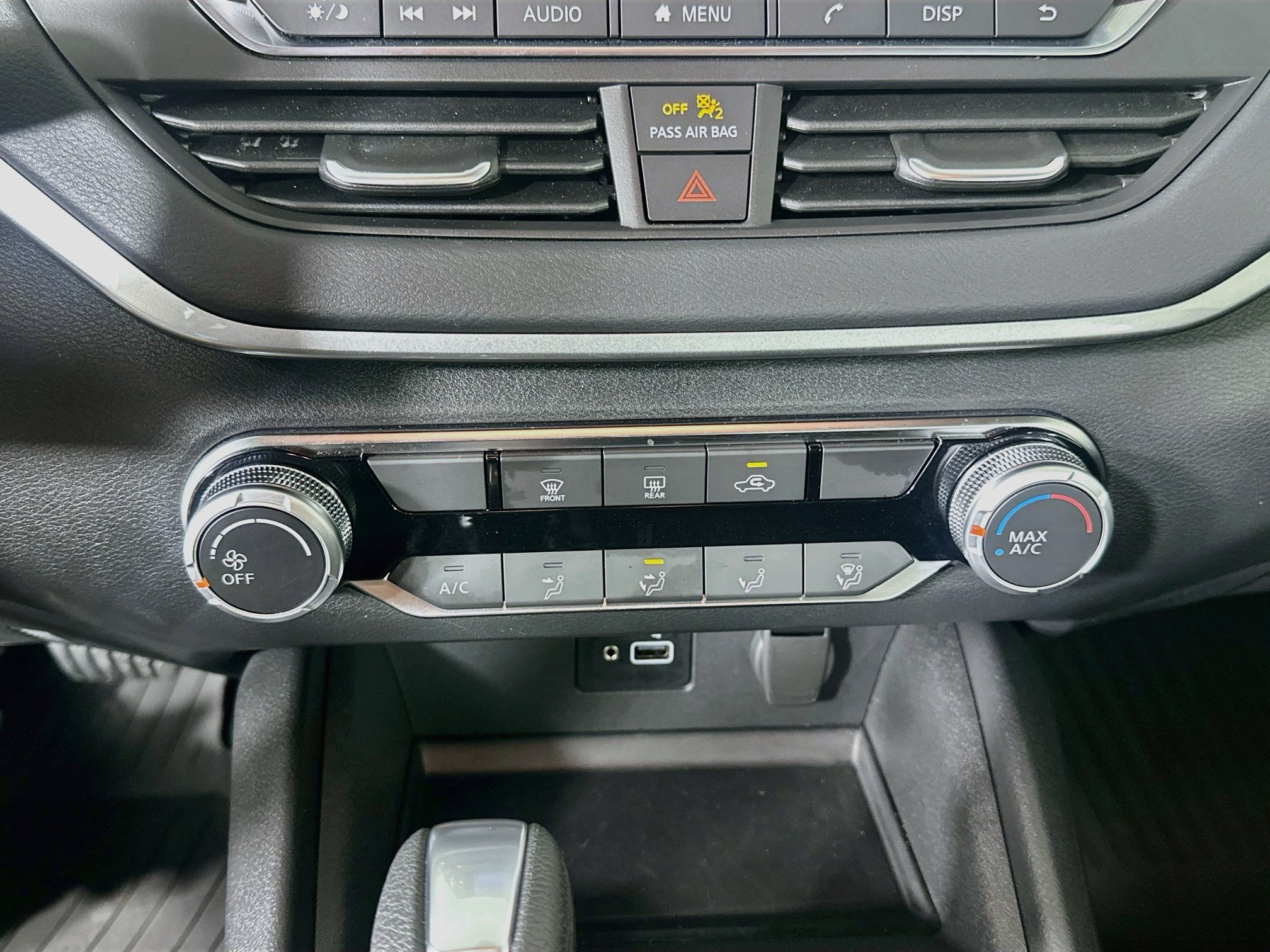 Used 2024 Nissan Altima 2.5 S FWD image 23
