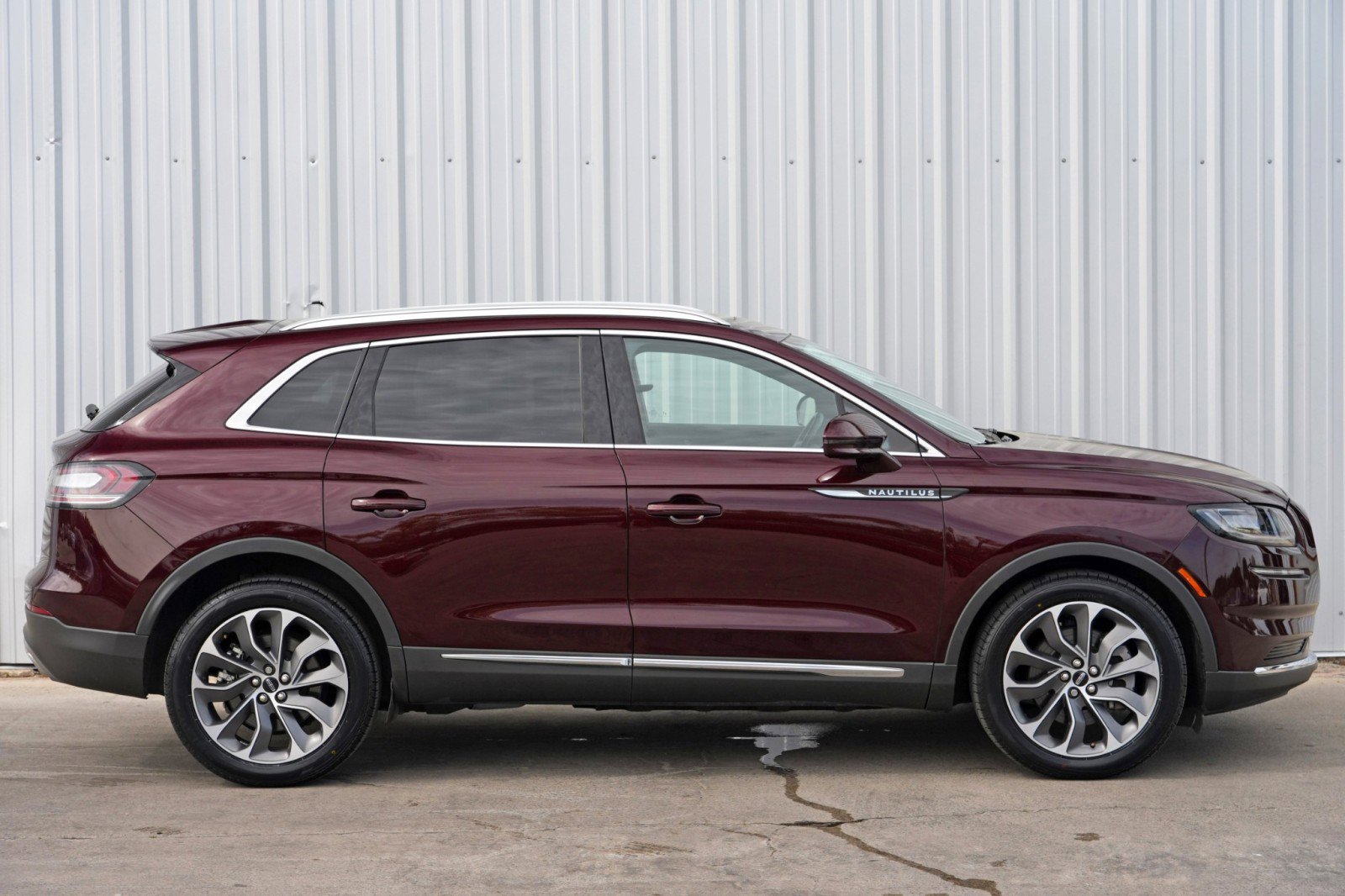 Used 2022 Lincoln Nautilus Reserve image 50