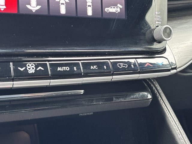 Used 2023 Jeep Wagoneer Series III w/ Premium Group I image 45