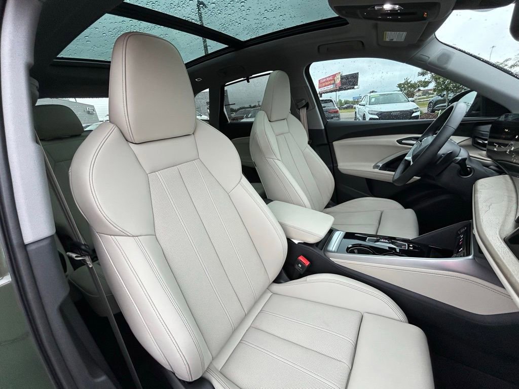 Used 2025 Audi Q5 Premium Plus w/ Premium Plus image 45