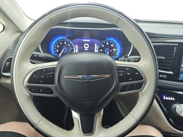 Used 2020 Chrysler Pacifica Limited FWD image 12