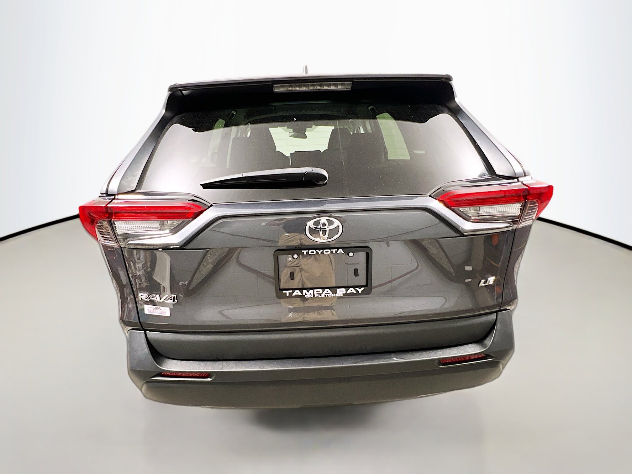 Used 2024 Toyota RAV4 LE FWD image 6