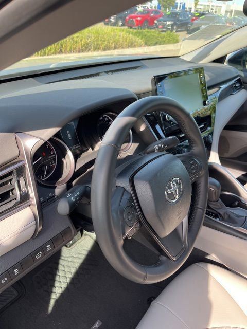 Used 2023 Toyota Camry SE w/ Audio Upgrade Package image 13