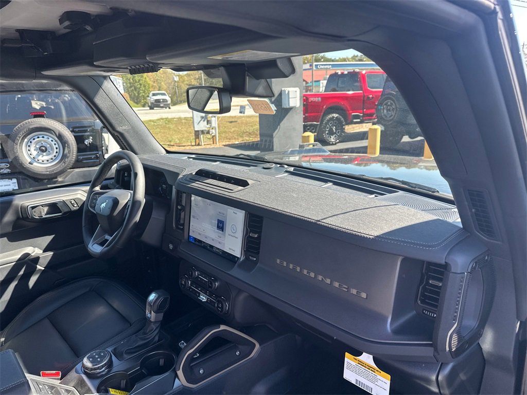 New 2025 Ford Bronco Badlands image 12