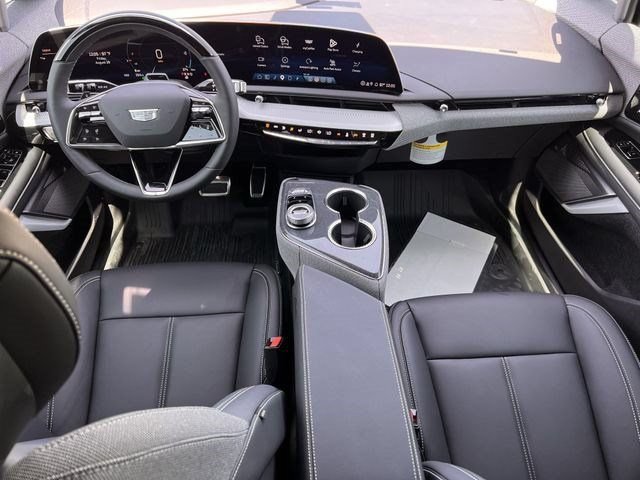New 2026 Cadillac Optiq Sport 1 w/ LPO, Floor Liner Package AWD/4WD image 10