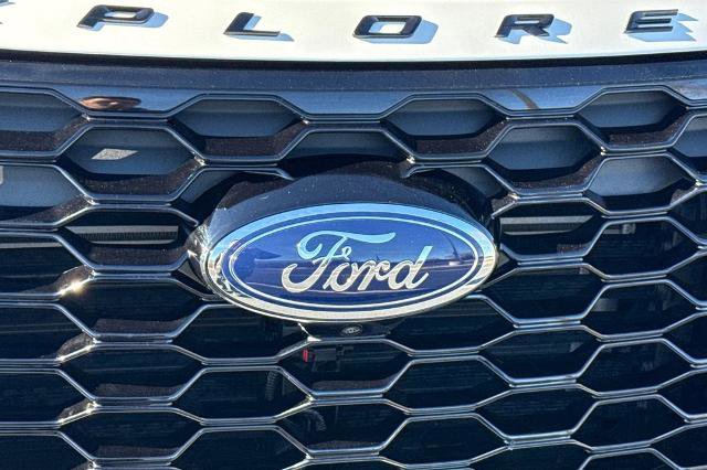 Used 2025 Ford Explorer ST-Line RWD image 8